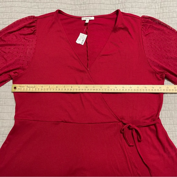 Maurices Red Mesh Dot Wrap Blouse Size 1X - Picture 3 of 7